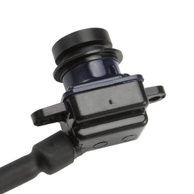 NFSpeeding ultra-wide 170° view helps you see more while reversing.