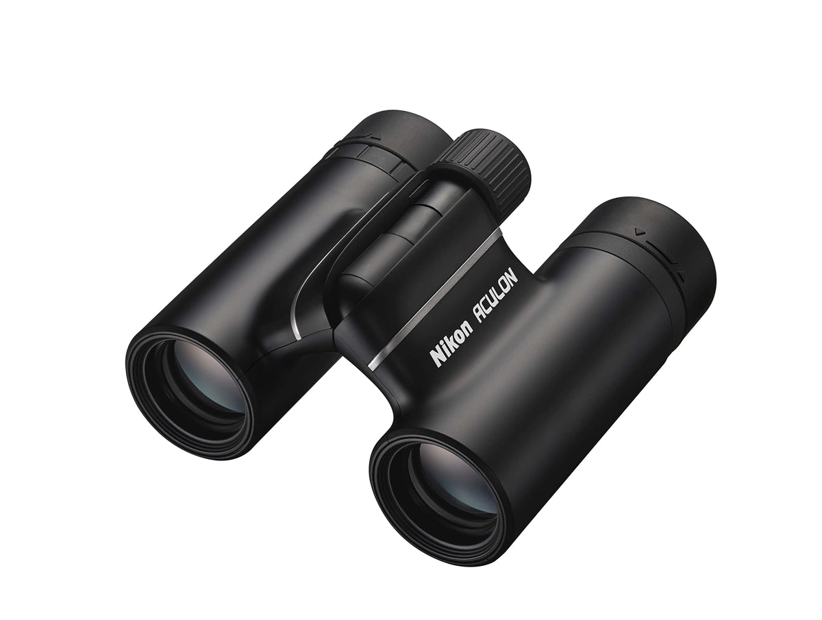 Nikon ACULON T02 10x21 with multilayer coatings delivers a bright image outdoors.