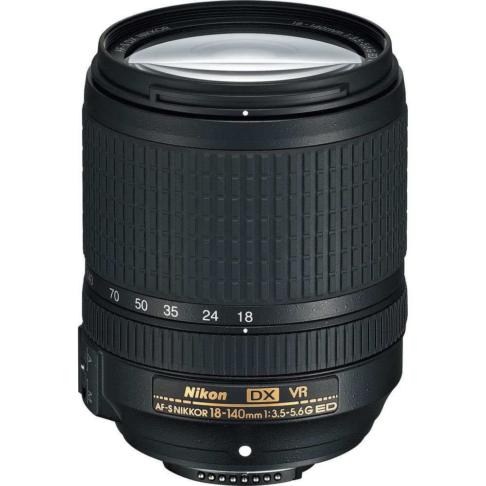 Nikon D5600 battery supports over 970 shots for all-day shooting.