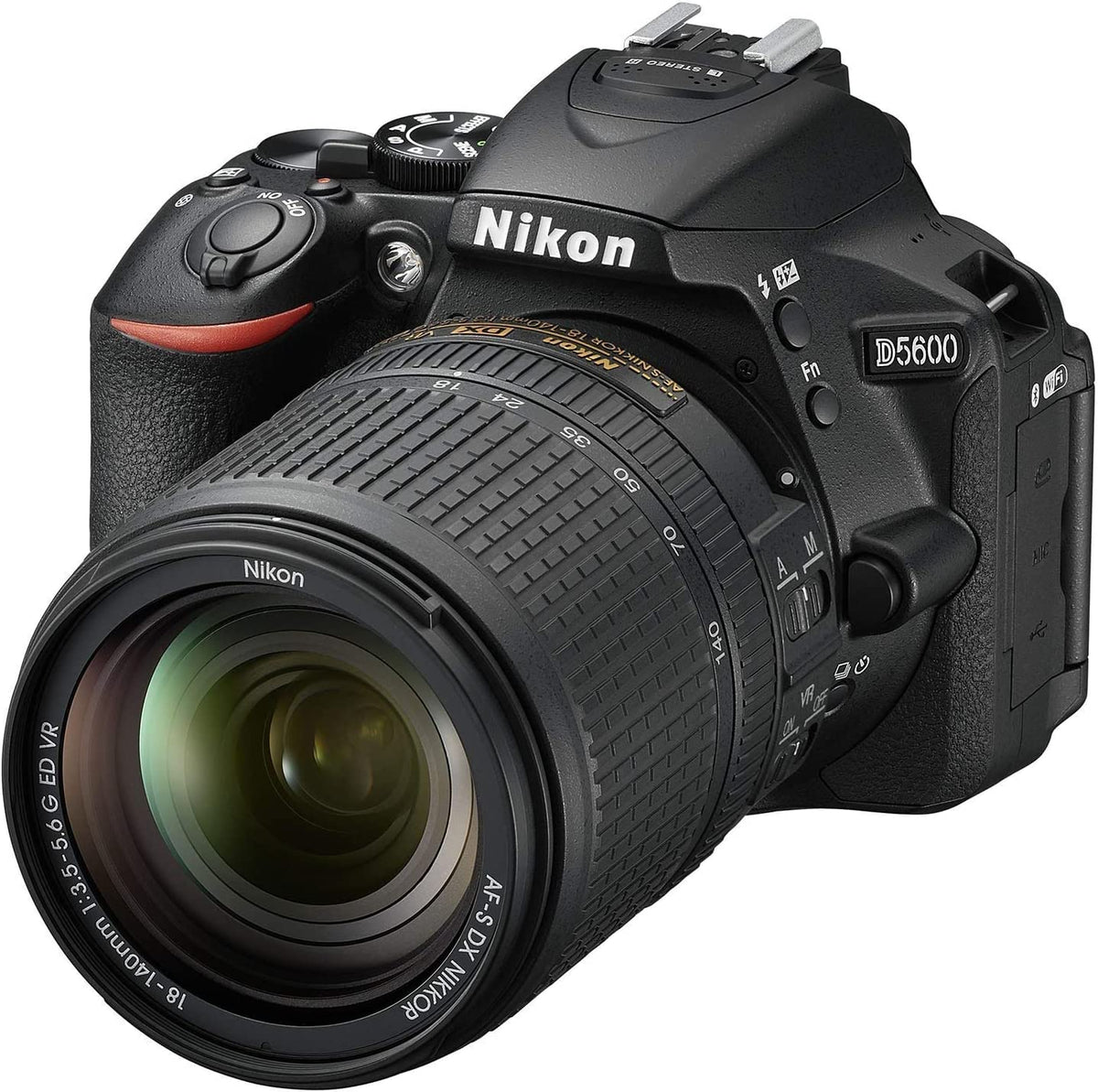 Nikon D5600 with 18-140mm VR lens ideal for versatile travel photography.
