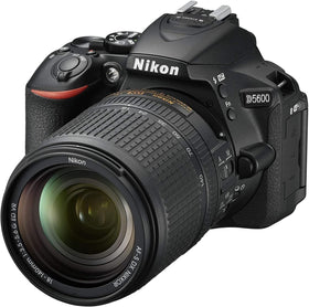 Nikon D5600 with 18-140mm VR lens ideal for versatile travel photography.