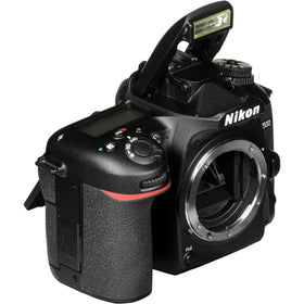20.9MP DX-format sensor delivers detailed stills.