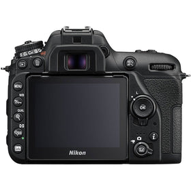 Nikon D7500 51-point AF system helps track moving subjects.