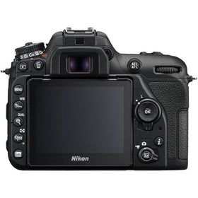 Nikon D7500 tilting LCD screen for flexible framing in low angles.