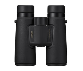 Nikon Monarch M5 is travel-ready with case and neck strap