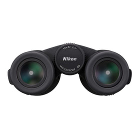 Nikon MONARCH M7 close focus to 6.6 ft for near details