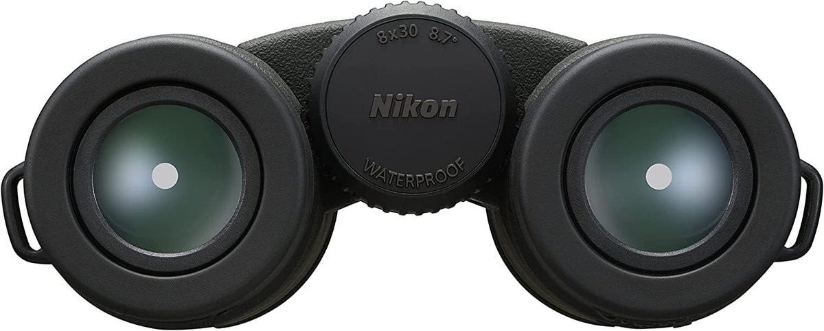 Rugged rubber-armored body offers a secure grip outdoors.
