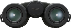 Rugged rubber-armored body offers a secure grip outdoors.