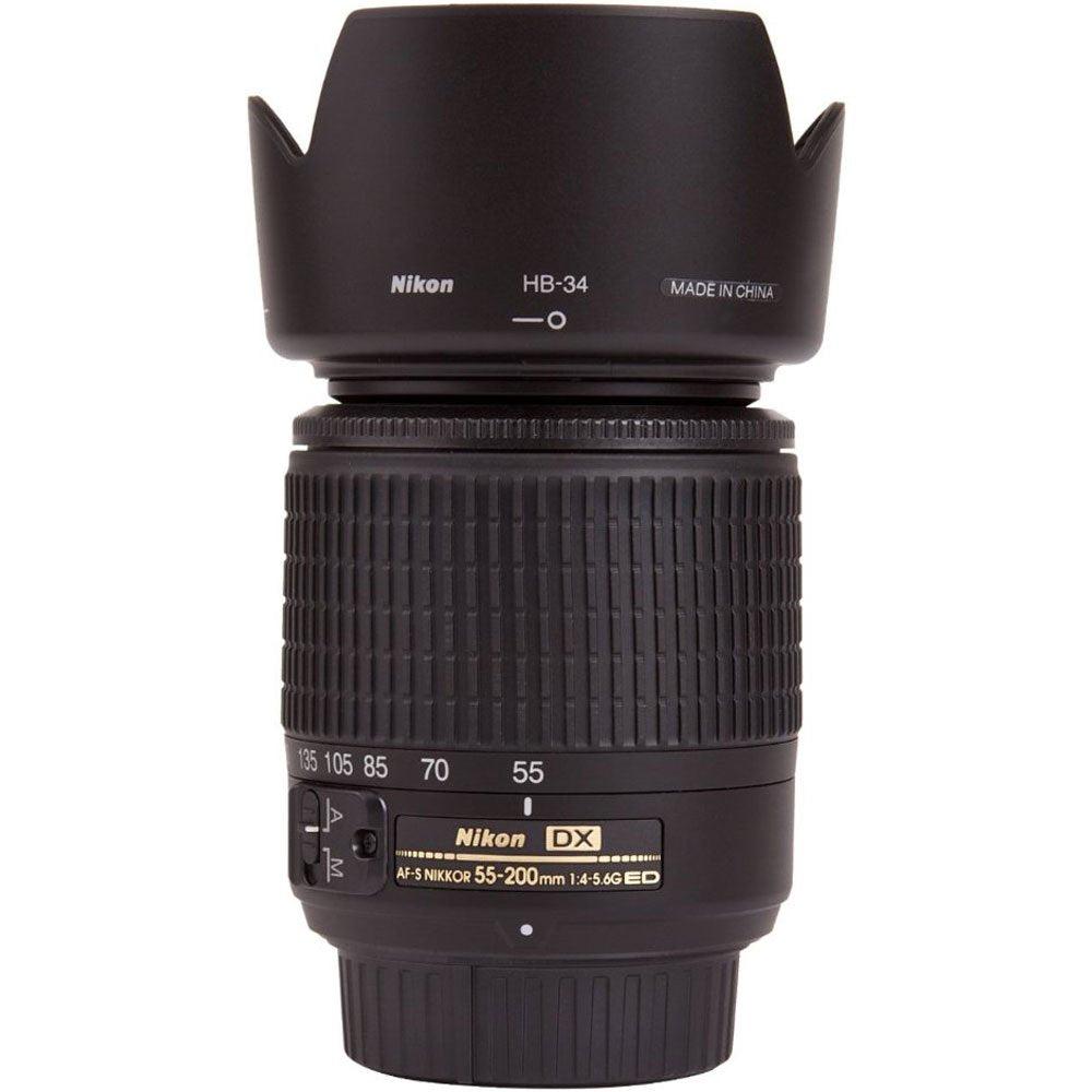 Nikon SWM autofocus switch on lens, quick focus for action and sports shots