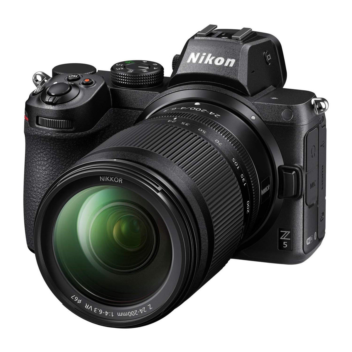 Nikon Z 5 compact body for travel photography and easy handling.