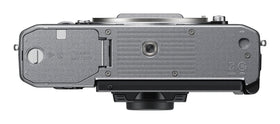 Nikon Z fc tilting screen enables flexible vlogging and selfies on the go.