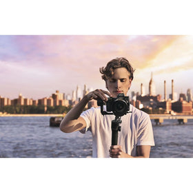 Nikon Z6II wireless connectivity keeps devices in sync for easy sharing.