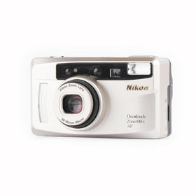 Nikon Zoom Lens 38-90mm close-up offers versatile framing.