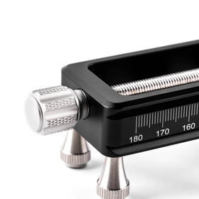 NiSi NM-200S macro rail detachable feet provide portable stability.