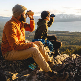 Nocs Provisions Zoom Tube is smartphone photography ready for quick captures.