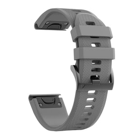 NotoCity Fenix 5 22mm band close-up, durable silicone for daily wear.