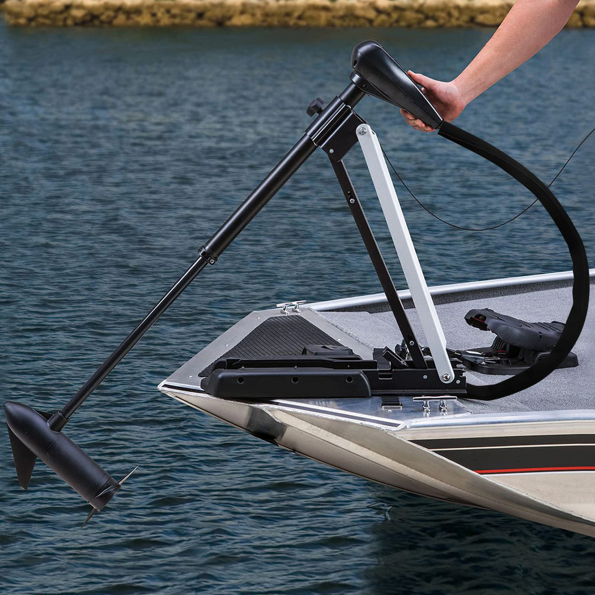 NOVINO trol ling motor sleeve enables easy, tool-free installation on boat.