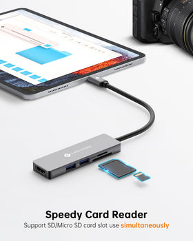 NOVOO USB-C Hub aluminum body for durability and travel-ready design.