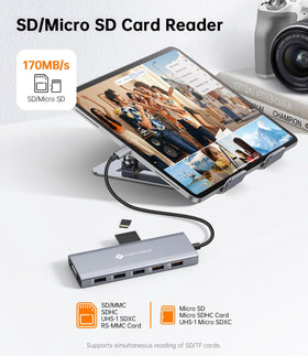 NOVOO with USB drive active illustrating 10Gbps fast file transfer