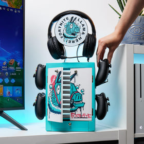 Numskull Fortnite controllers storage-4 uses side hooks to keep controllers ready.