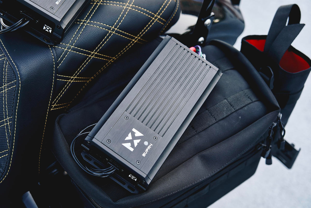 NVX MVPA4 IPX67 waterproof rating provides durable protection against splashes.