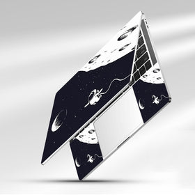 NXZGO Space Astronaut durable-material shot suggests everyday laptop protection.