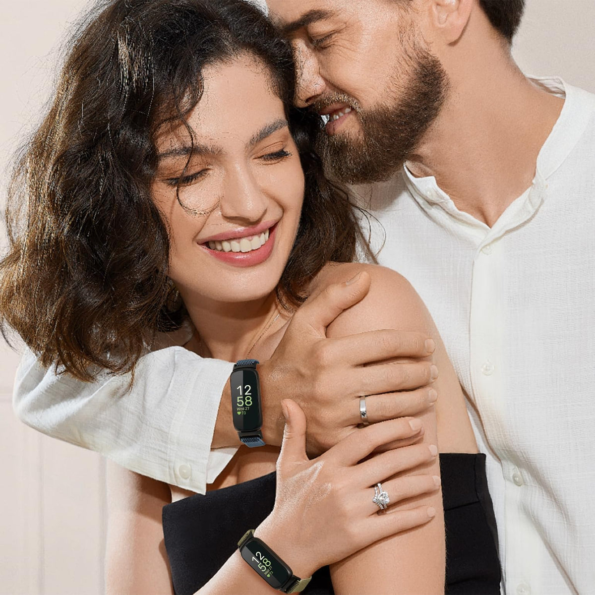 Oanux elastic band suitable for men and women during activity.