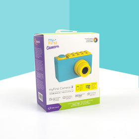 Oaxis myFirst Camera 2 packaging and accessories including 16GB microSD and cable