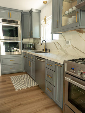 OC Acoustic Newport side view highlights the sleek finish blending with home decor.
