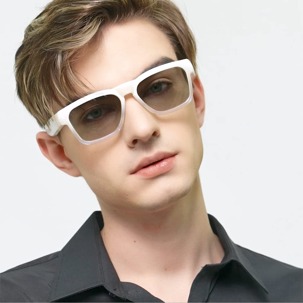 OhO Sunshine transitional lens adapts to indoor and outdoor light.