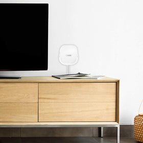 Slim, low-profile OkeMeeo eero6 wall mount blends with decor.