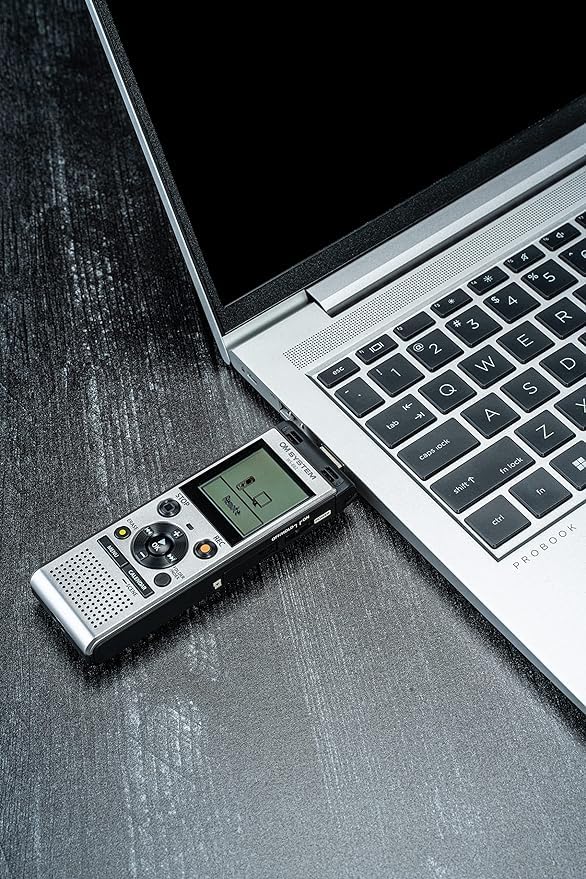 OM SYSTEM WS-882 USB Direct connection enables quick file transfer.
