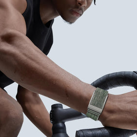 omee worn during outdoor run showing comfortable performance