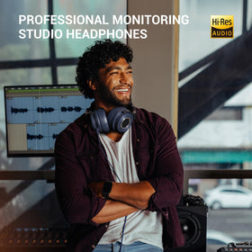 OneOdio Monitor 60 ear cushions providing breathable comfort and isolation.