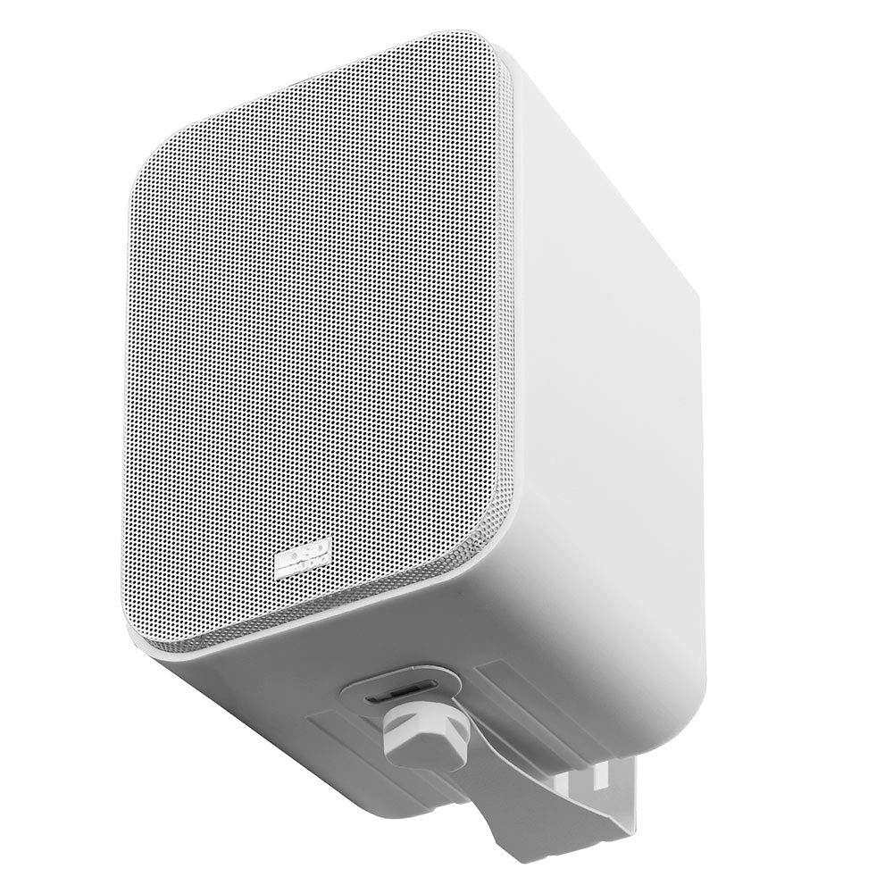 OSD AP450 mounted bracket demonstrates vertical or horizontal installation options