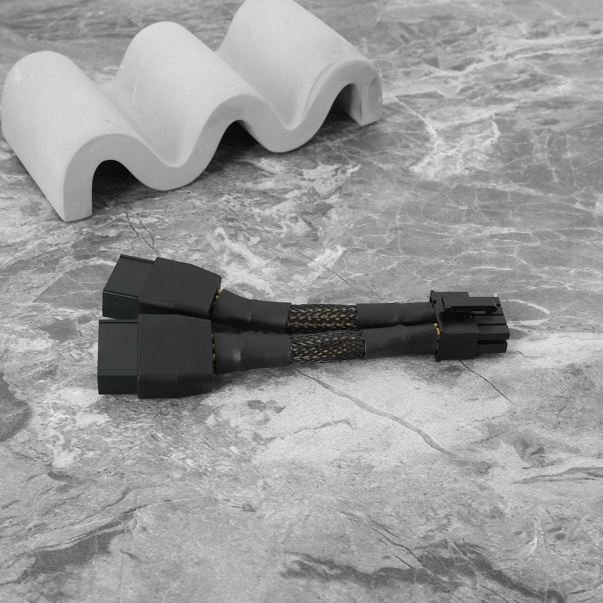 OTOTEC plug-and-play GPU cable simplifies installation