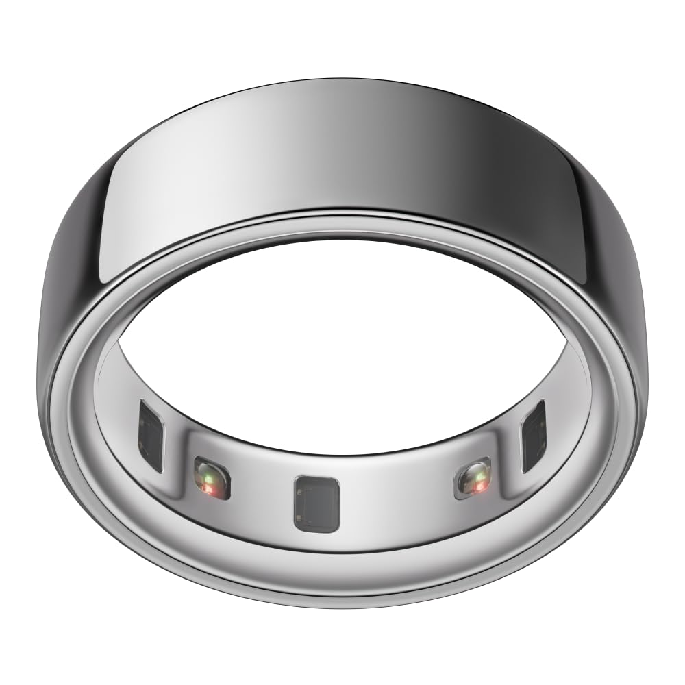 OURA Ring 4 silver front view for all-day wellness tracking.