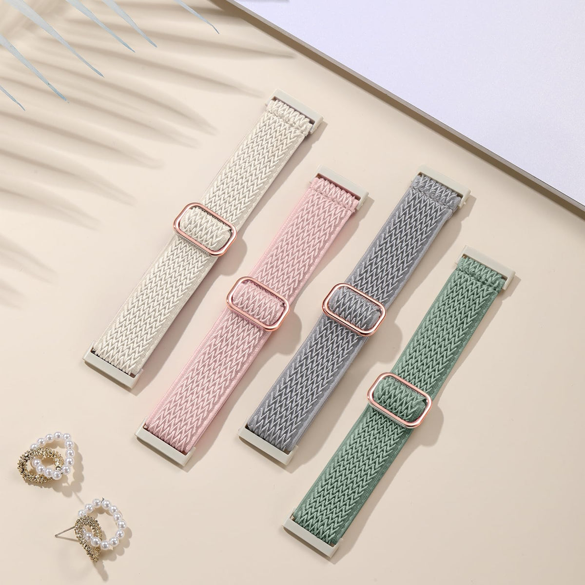 Ouwegaga Sense elastic nylon band with snap-in connectors for quick, reliable fastening.