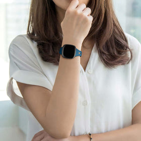 Ouwegaga slim design band for Versa, easy to swap in seconds.