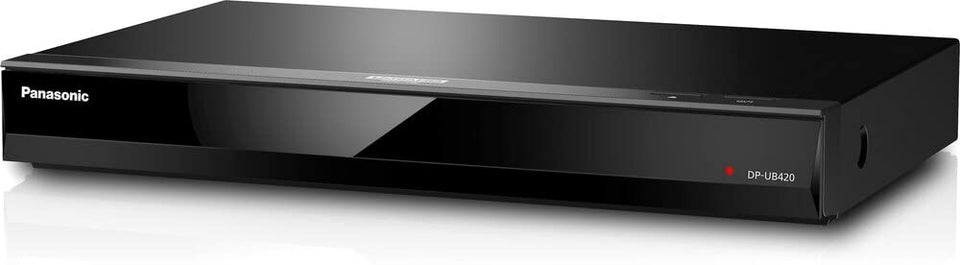 Panasonic DP-UB420 with HCX processor delivers vibrant 4K HDR visuals.
