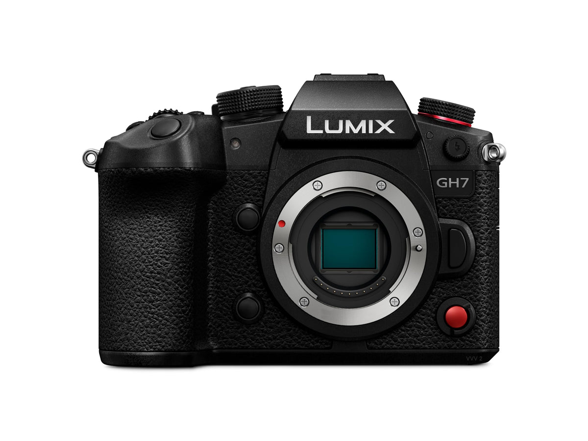 Panasonic LUMIX GH7 open-gate shot for multi-platform social media delivery.