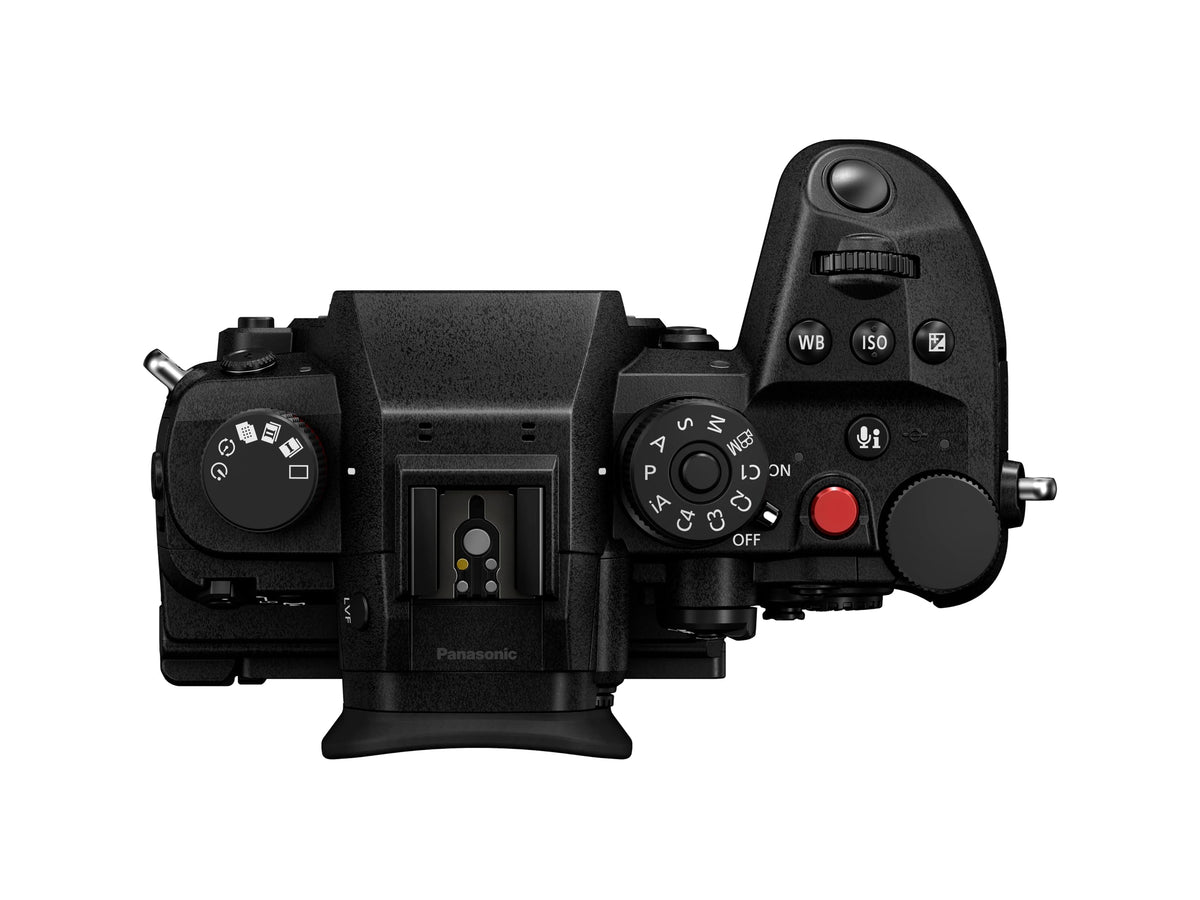 Panasonic LUMIX GH7 open gate for social media content across platforms.