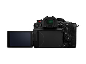 Panasonic LUMIX GH7 Real-time LUT color expression for creative grading.