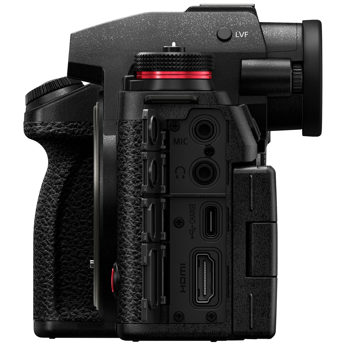 Panasonic Lumix S1II AI subject detection enhances focus on moving subjects.