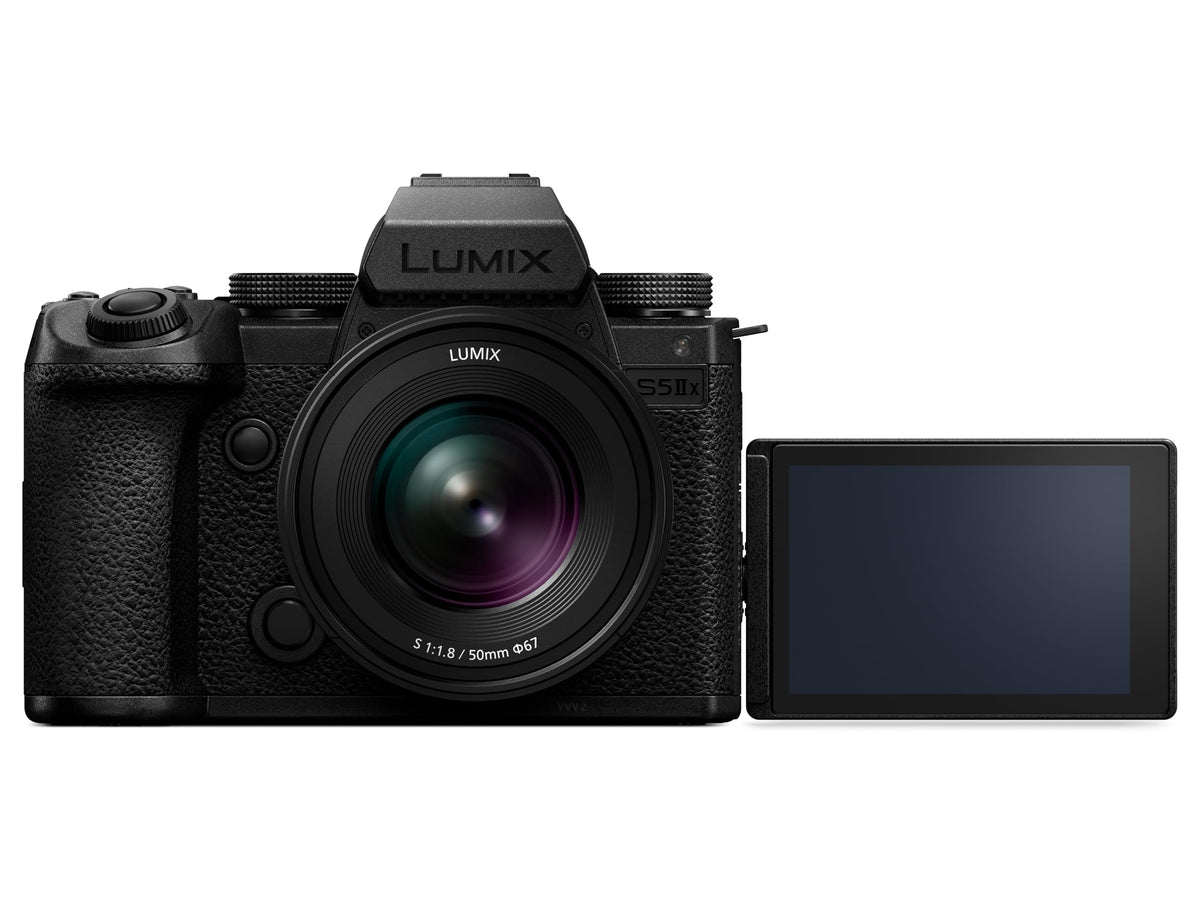 Panasonic LUMIX S5IIX Active I.S. stabilizes handheld video