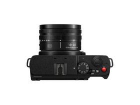 Panasonic LUMIX S9 vlogging setup supports on-the-go content sharing.