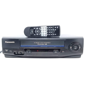 Panasonic PV-V4521 front AV inputs enable quick connections for gaming or camcorders.