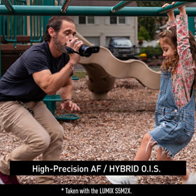 Panasonic V900 5-Axis HYBRID O.I.S+ reduces shake during action.