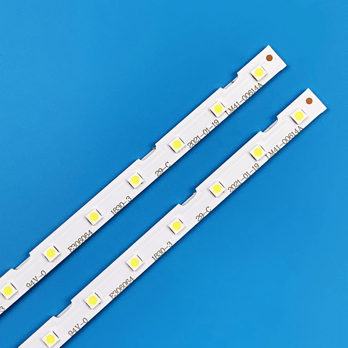 PANMILED size comparison with ruler showing 27.75-inch length for accurate fit benefit