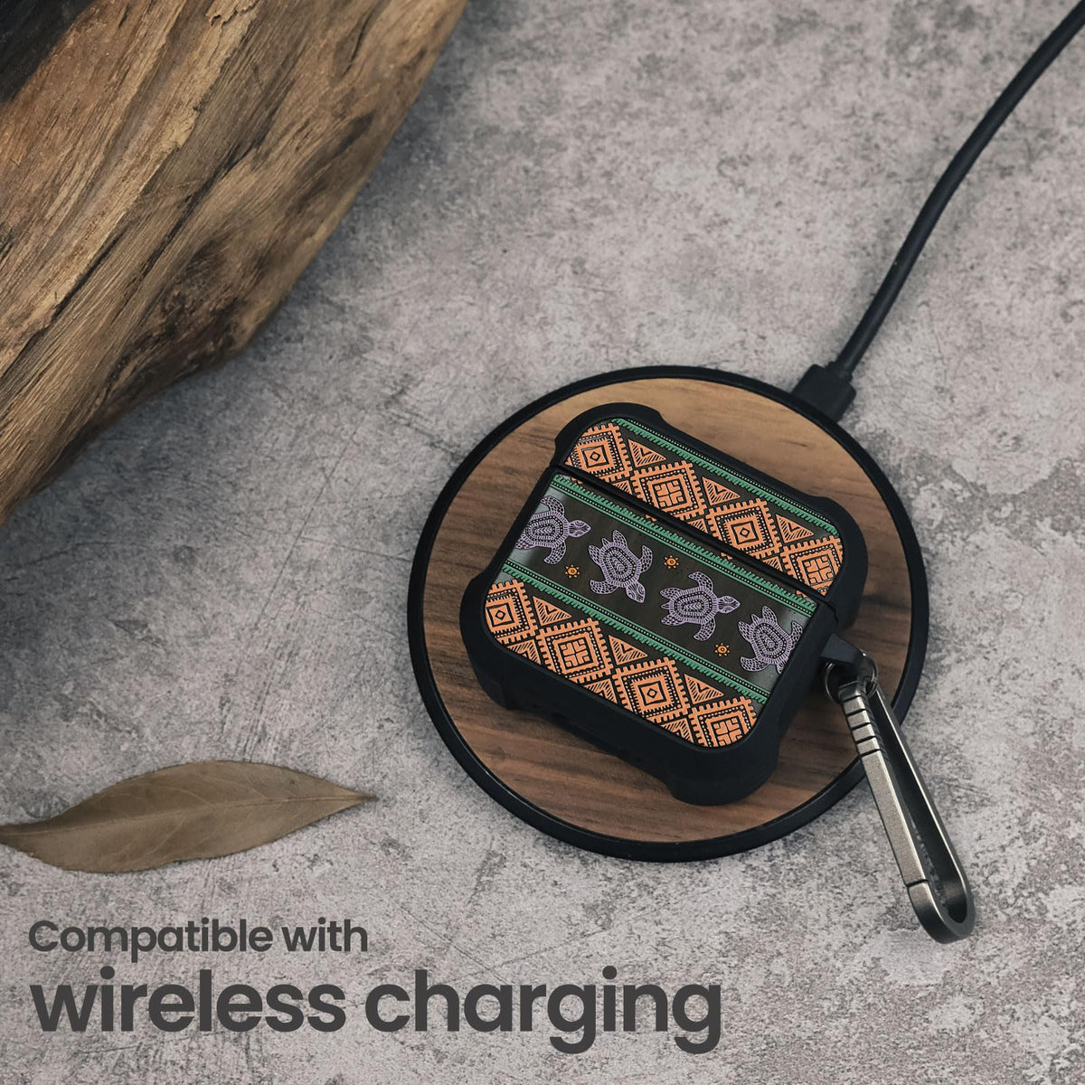 Patterit AirPods 4 case quick-release clasp enables easy attachment.